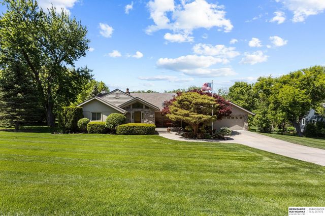 2506 S 105th Avenue, Omaha, NE 68124