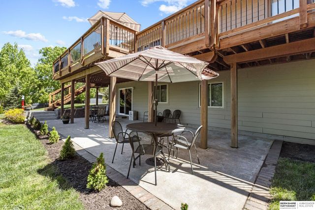 2506 S 105th Avenue, Omaha, NE 68124