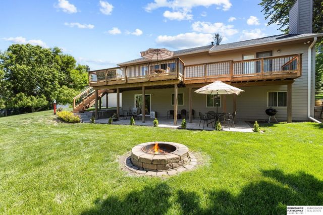 2506 S 105th Avenue, Omaha, NE 68124