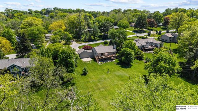 2506 S 105th Avenue, Omaha, NE 68124
