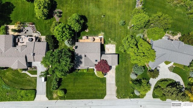 2506 S 105th Avenue, Omaha, NE 68124