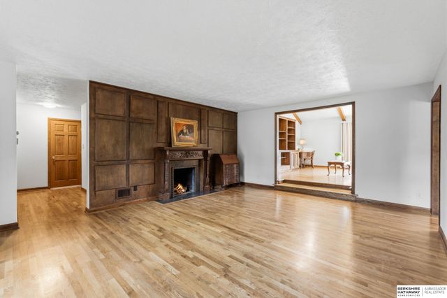 2506 S 105th Avenue, Omaha, NE 68124