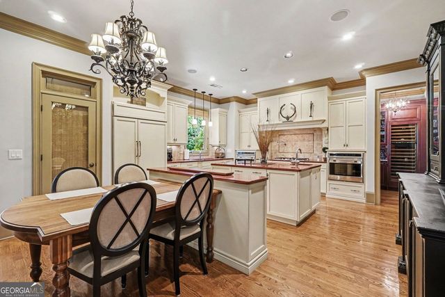 8054 Kenstone Court, Sandy Springs, GA 30350
