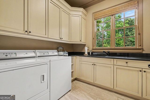 8054 Kenstone Court, Sandy Springs, GA 30350
