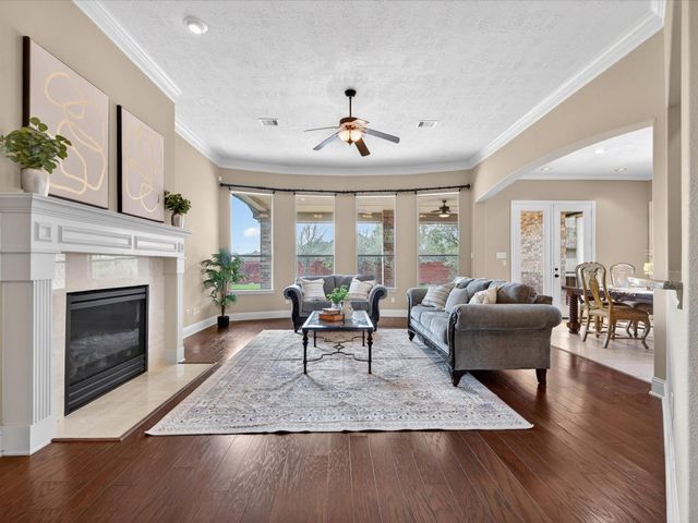 5330 Briarwick Meadow Lane, Sugar Land, TX 77479