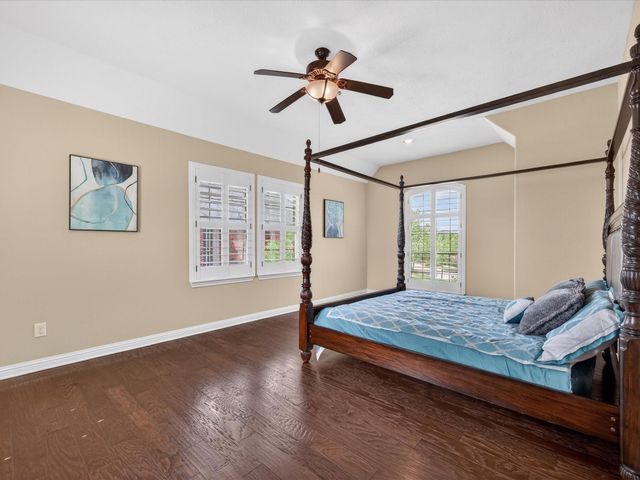 5330 Briarwick Meadow Lane, Sugar Land, TX 77479