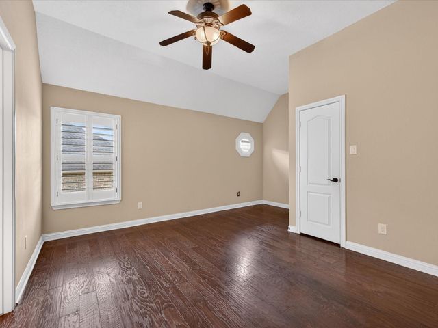 5330 Briarwick Meadow Lane, Sugar Land, TX 77479