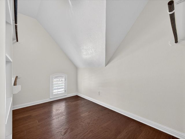 5330 Briarwick Meadow Lane, Sugar Land, TX 77479