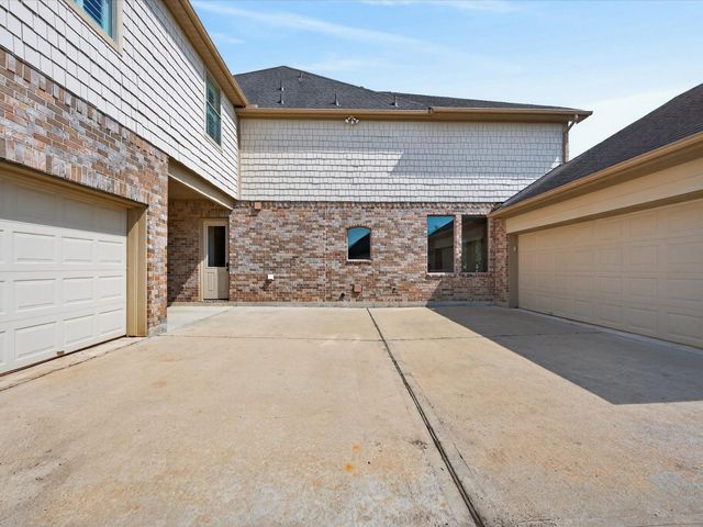 5330 Briarwick Meadow Lane, Sugar Land, TX 77479
