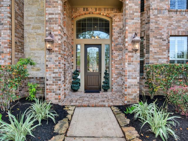 5330 Briarwick Meadow Lane, Sugar Land, TX 77479