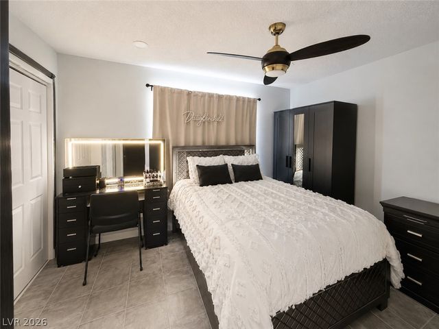 5837 Bromley Avenue, Las Vegas, NV 89107