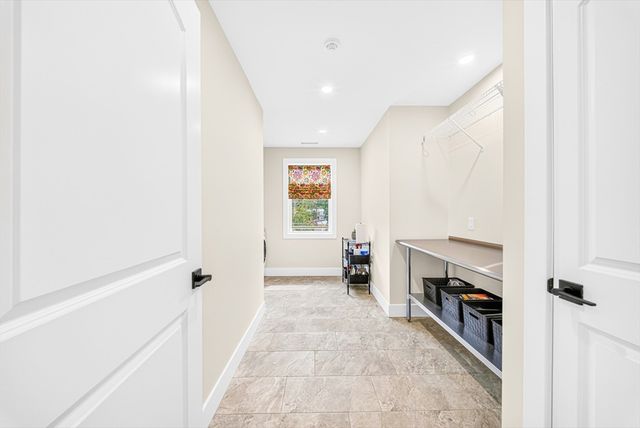2 Sequoia Street, Billerica, MA 01821