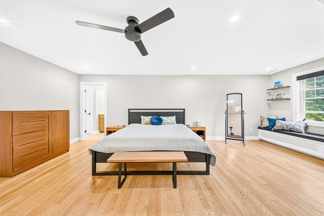 2 Sequoia Street, Billerica, MA 01821