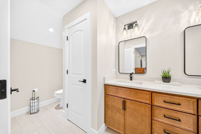 2 Sequoia Street, Billerica, MA 01821