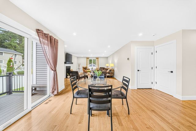 2 Sequoia Street, Billerica, MA 01821