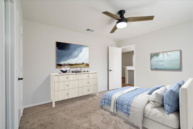 304 Watergate WAY, Hutto, TX 78634