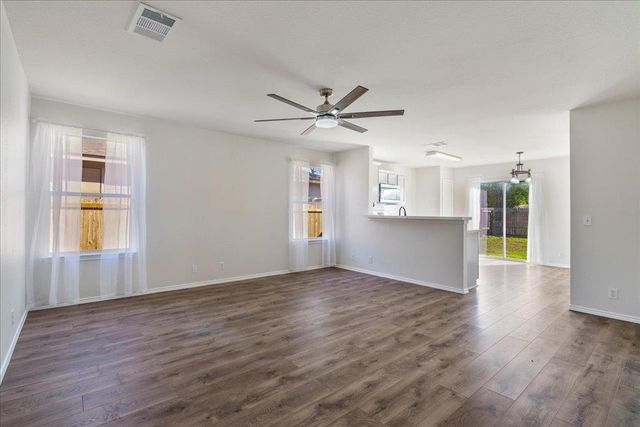 304 Watergate WAY, Hutto, TX 78634