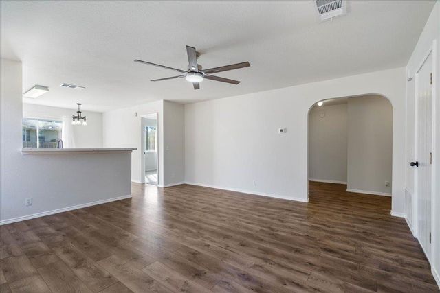 304 Watergate WAY, Hutto, TX 78634