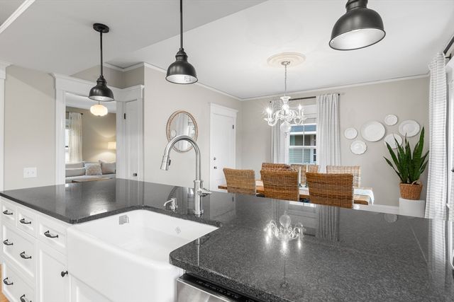 6 Gifford Court, Salem, MA 01970