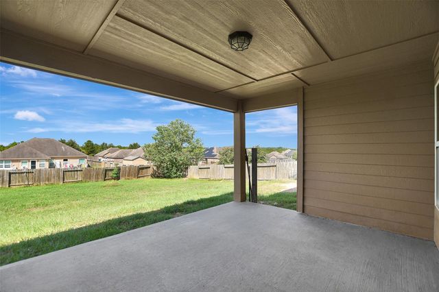 18852 Atascosa Trail, Magnolia, TX 77355