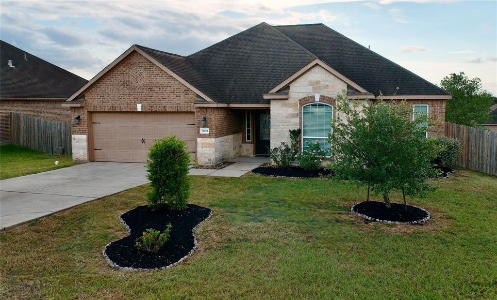 18852 Atascosa Trail, Magnolia, TX 77355