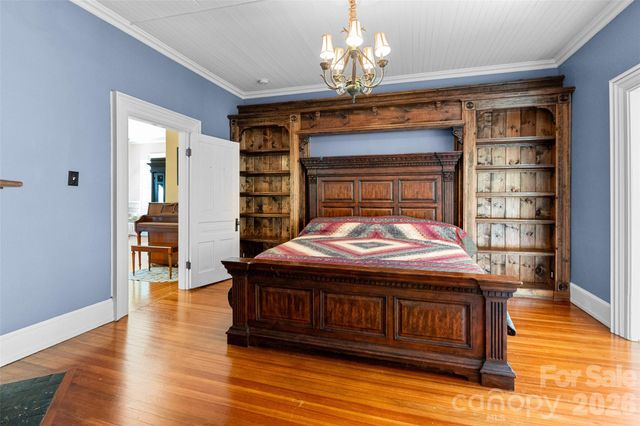 8 College Street, York, SC 29745