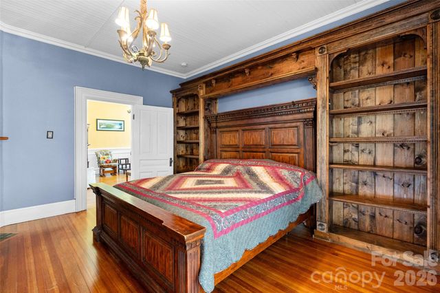 8 College Street, York, SC 29745