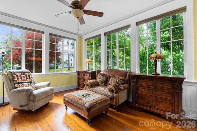 8 College Street, York, SC 29745