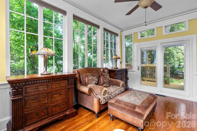 8 College Street, York, SC 29745