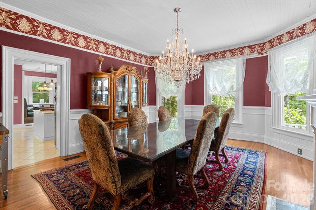 8 College Street, York, SC 29745