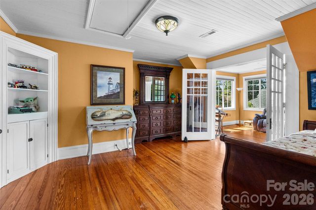 8 College Street, York, SC 29745