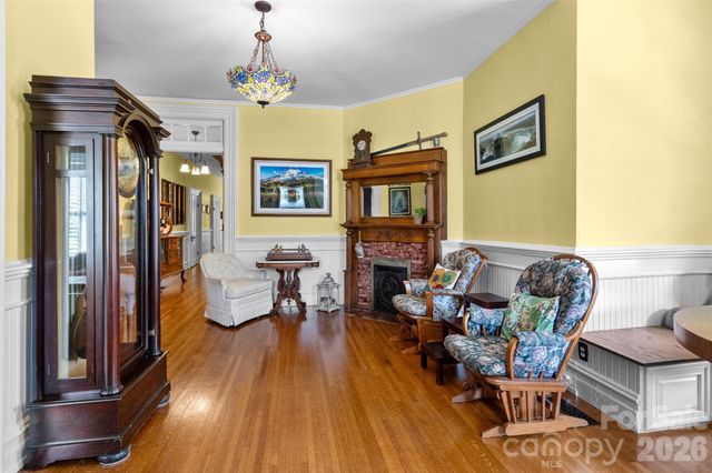 8 College Street, York, SC 29745