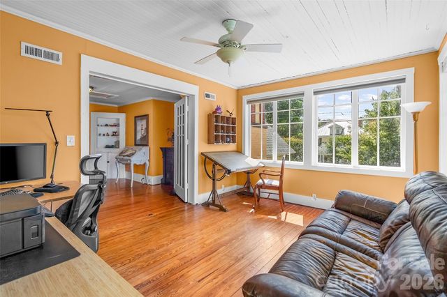 8 College Street, York, SC 29745