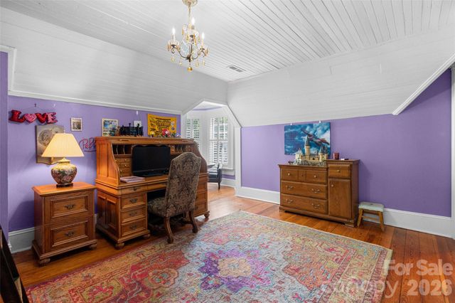 8 College Street, York, SC 29745