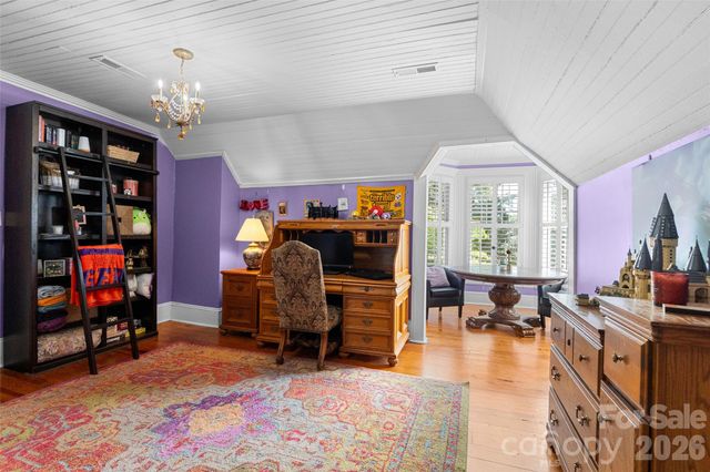 8 College Street, York, SC 29745