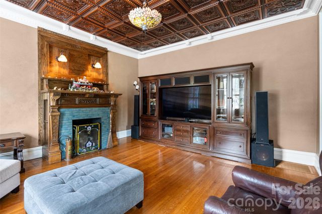 8 College Street, York, SC 29745