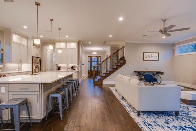 5712 Kenwood Avenue, Dallas, TX 75206