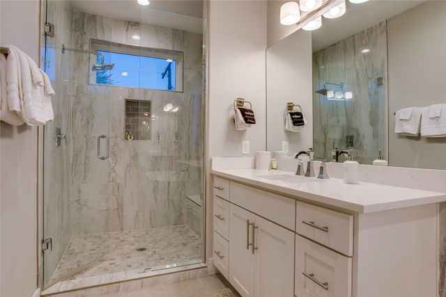 5712 Kenwood Avenue, Dallas, TX 75206