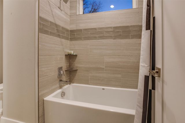 5712 Kenwood Avenue, Dallas, TX 75206