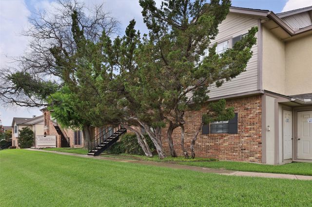 2835 Keller Springs Road 808, Carrollton, TX 75006