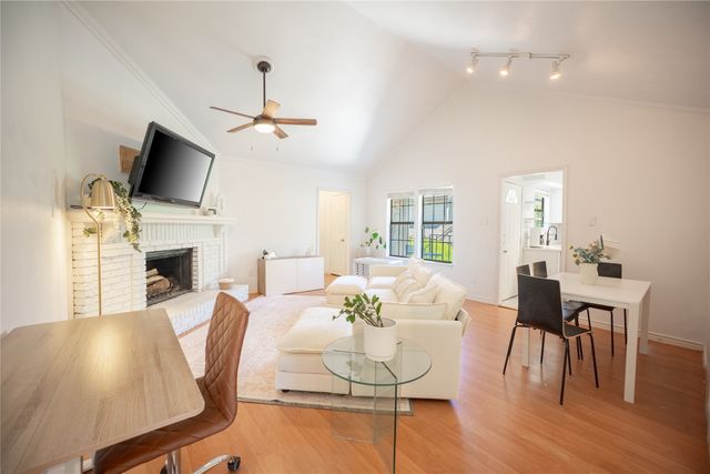 2835 Keller Springs Road 808, Carrollton, TX 75006