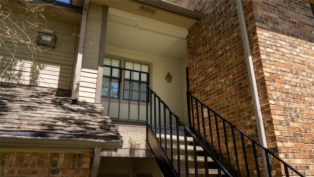 2835 Keller Springs Road 808, Carrollton, TX 75006