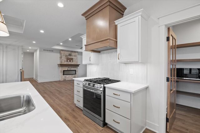 716 E Bridge Road, Polk City, IA 50226