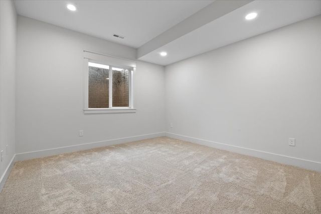 716 E Bridge Road, Polk City, IA 50226