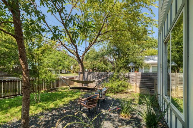 3911 Duval ST 2, Austin, TX 78751