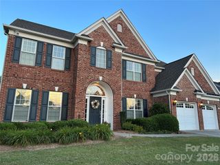 2207 Avenza Drive, Waxhaw, NC 28173