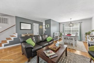8350 Longcreek Lane, Knoxville, TN 37923