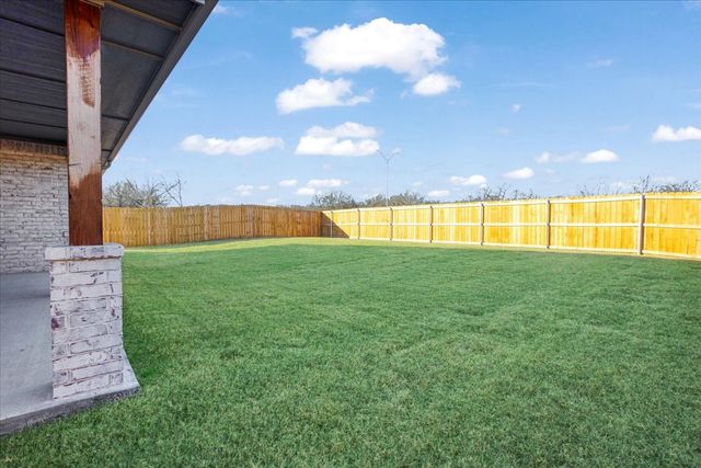 512 Courtney Drive, Sherman, TX 75092