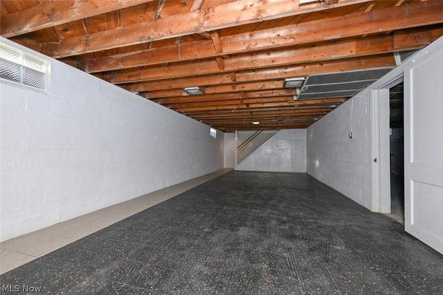 5838 Harter Home Drive, Akron, OH 44319