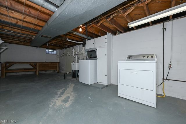 5838 Harter Home Drive, Akron, OH 44319